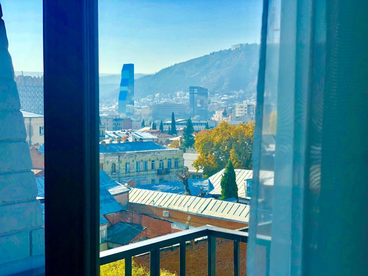 Tbili Hotel Tbilisi Exterior foto